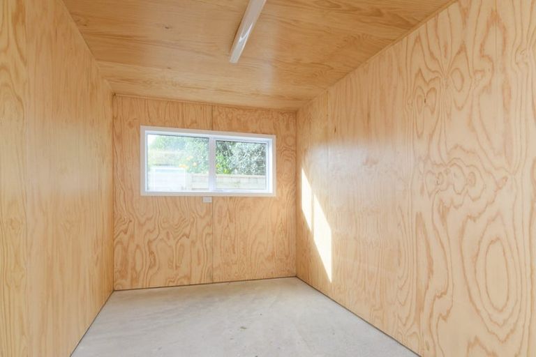 Photo of property in 8a Cuba Street, Takaro, Palmerston North, 4412