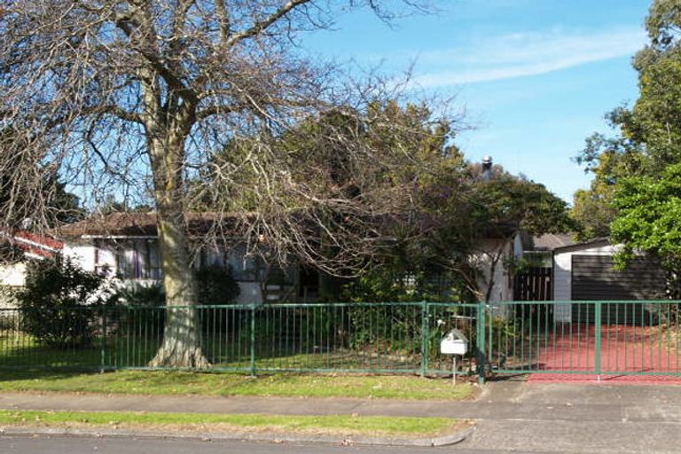 Photo of property in 90 Kivell Close, Mangere East, Auckland, 2024