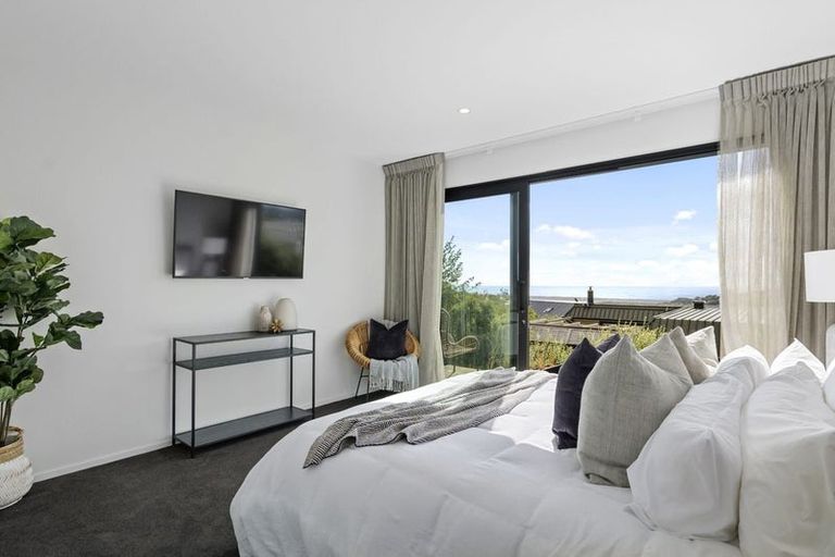 Photo of property in 3 Selleck Street, Mount Pleasant, Christchurch, 8081