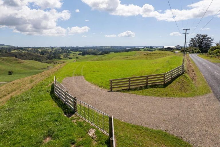 Photo of property in 250 Busby Road, Tahawai, 3170