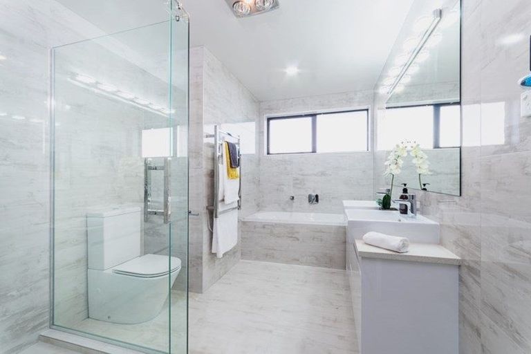 Photo of property in 25 Nightingale Road, Flat Bush, Auckland, 2019