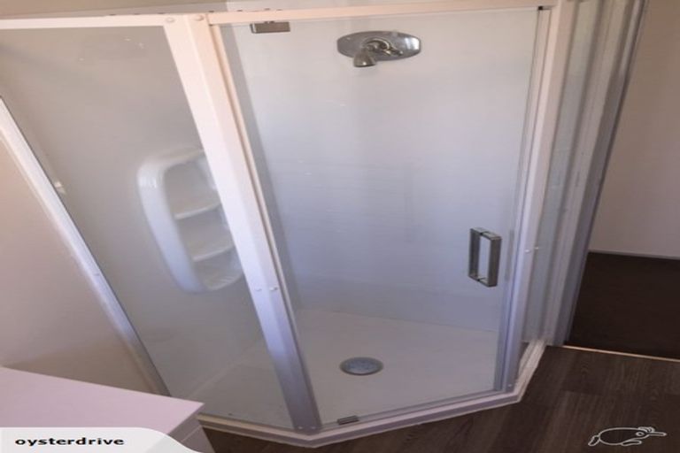 Photo of property in 7 Grenadine Place, Unsworth Heights, Auckland, 0632