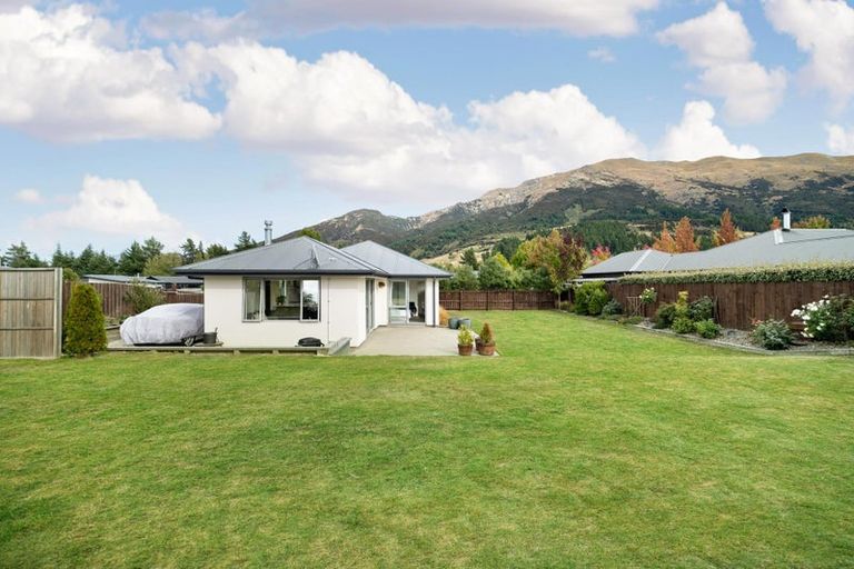 Photo of property in 3 Little Maude Drive, Lake Hawea, Wanaka, 9382
