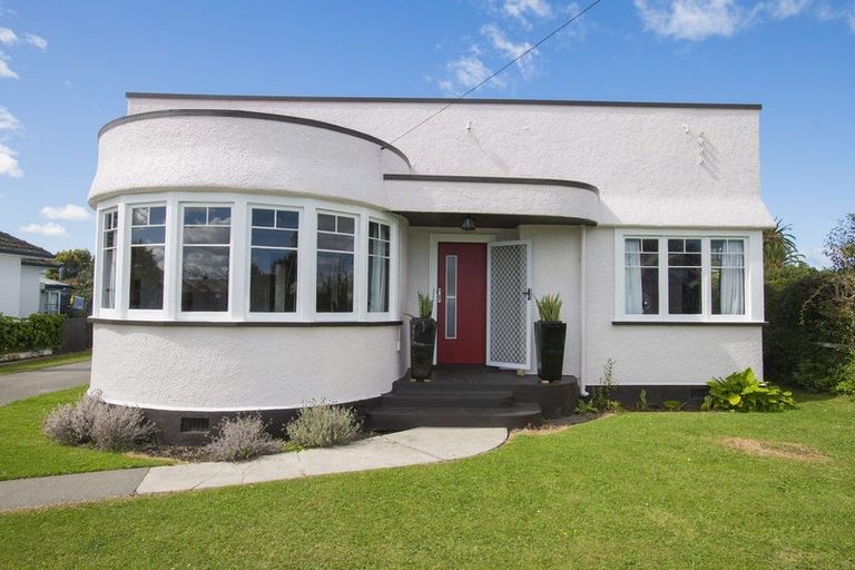 Photo of property in 37 Muir Street, Te Hapara, Gisborne, 4010