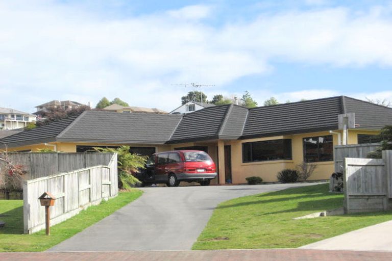 Photo of property in 19 Donnington Place, Bethlehem, Tauranga, 3110