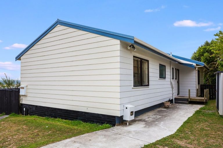 Photo of property in 10 Staysail Place, Whitby, Porirua, 5024