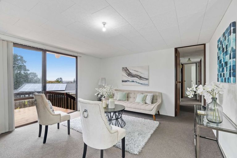 Photo of property in 2/16 Sarajevo Place, Massey, Auckland, 0614