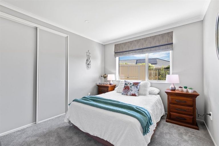 Photo of property in 37 Campion Place, Rolleston, 7614