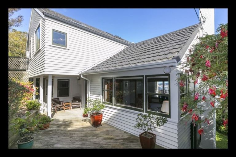 Photo of property in 4 Clive Road, Khandallah, Wellington, 6035