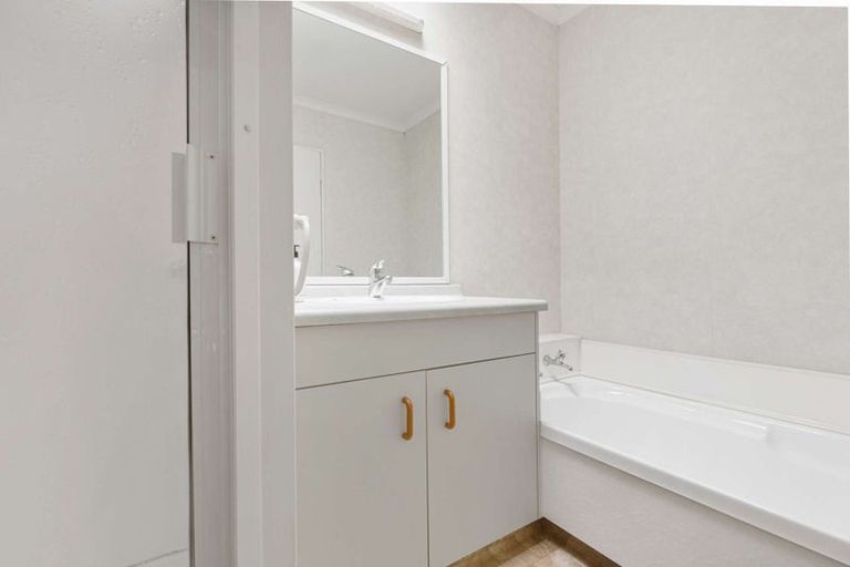 Photo of property in 7 Conrad Place, Leamington, Cambridge, 3432