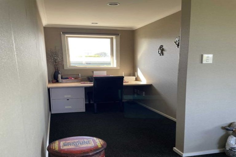 Photo of property in 36 John Street, Otatara, Invercargill, 9879