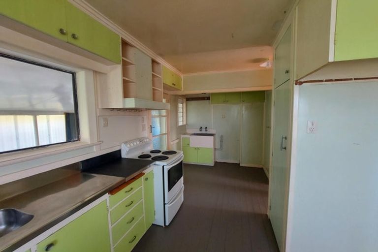 Photo of property in 112 Anzac Road, Morningside, Whangarei, 0110