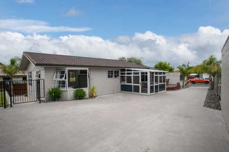 Photo of property in 13 Highland Drive, Pukete, Hamilton, 3200