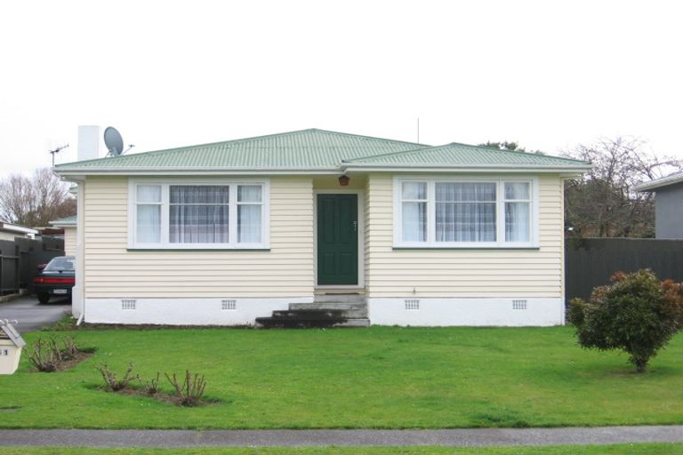 Photo of property in 31 Galway Avenue, Hokowhitu, Palmerston North, 4410