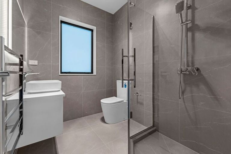 Photo of property in 2 Piedmonte Avenue, Pokeno, 2402