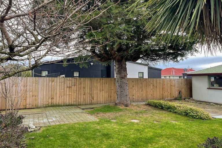 Photo of property in 102a Amyes Road, Hornby, Christchurch, 8042