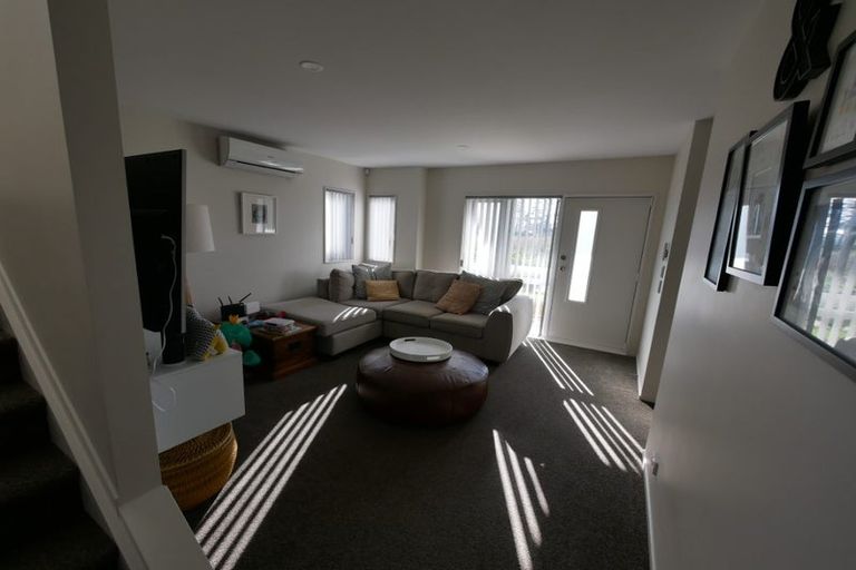 Photo of property in 61 Tribute Loop, Takanini, 2112