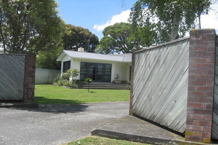 Photo of property in 9 Chamberlain Street, Feilding, 4702
