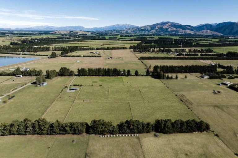 Photo of property in 110 Glews Road, Cust, Rangiora, 7471