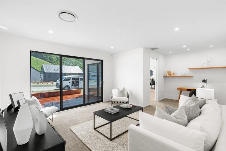 Photo of property in 19 Steve Askin Drive, Cracroft, Christchurch, 8022