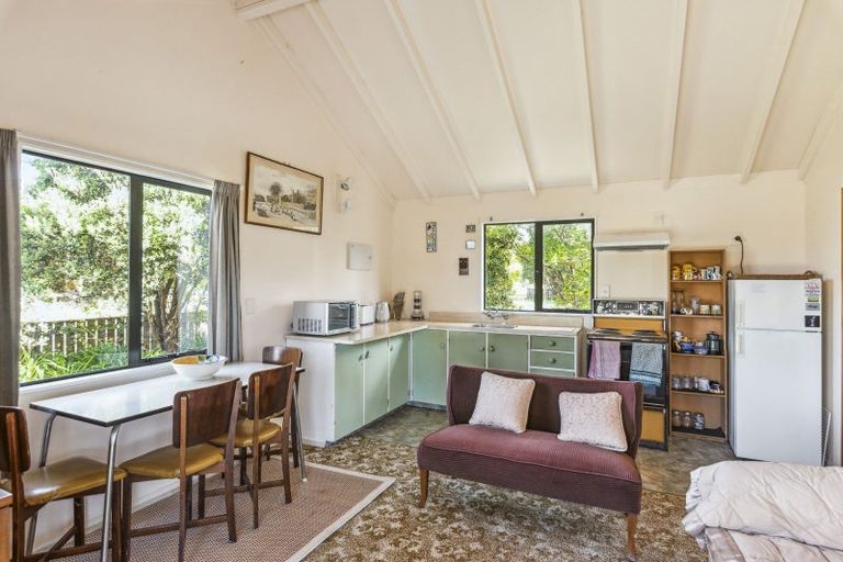 Photo of property in 29 Tuiti Street, Hokio Beach, Levin, 5571