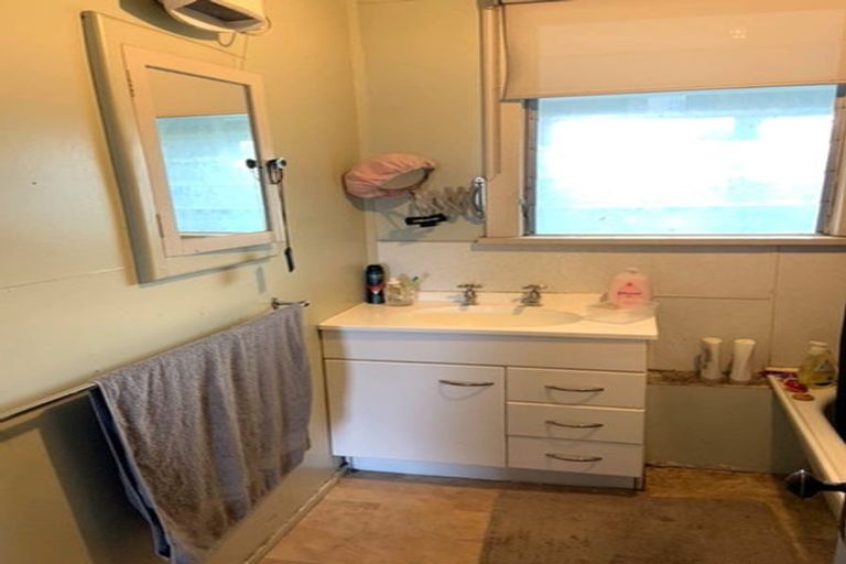 Photo of property in 37 Hamilton Street, Temuka, 7920