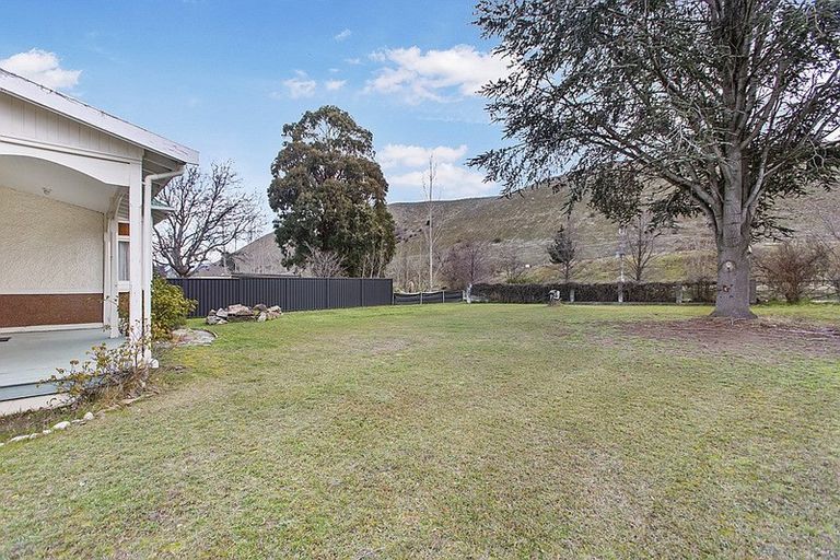 Photo of property in 710 Luggate-cromwell Road, Mount Pisa, Cromwell, 9383