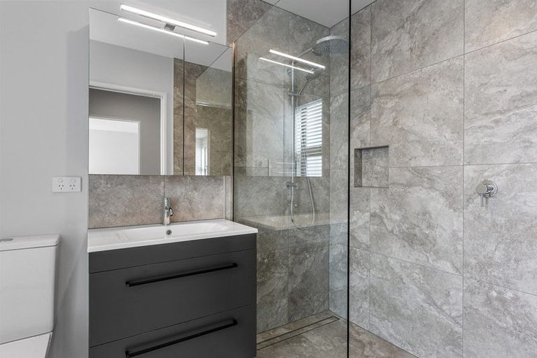 Photo of property in 3/31 Cleveland Street, Edgeware, Christchurch, 8013