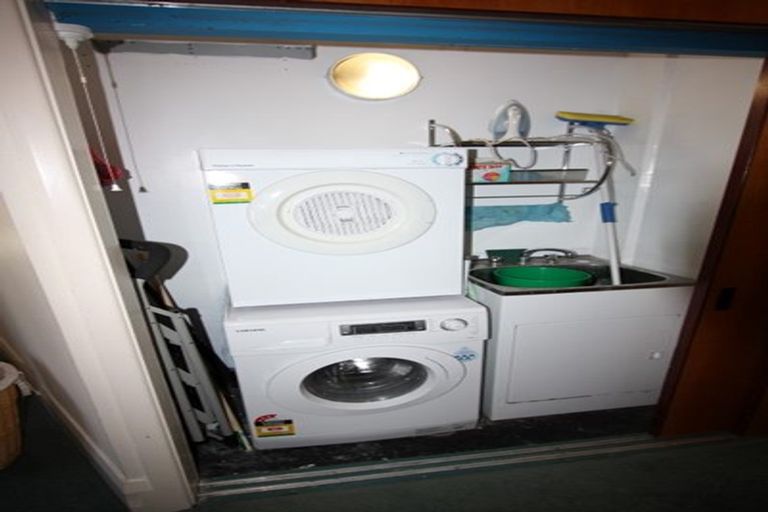 Photo of property in Dominion Apartments, 11/80 Victoria Street, Wellington Central, Wellington, 6011