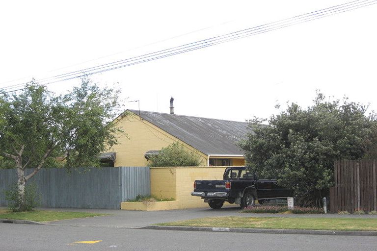 Photo of property in 449 Bower Avenue, Parklands, Christchurch, 8083