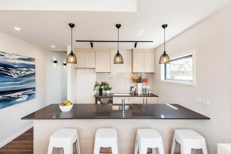 Photo of property in 5/4165 Great North Road, Glen Eden, Auckland, 0602