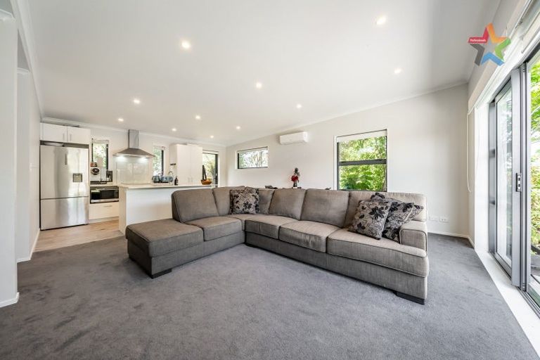 Photo of property in 394a Cambridge Terrace, Naenae, Lower Hutt, 5011