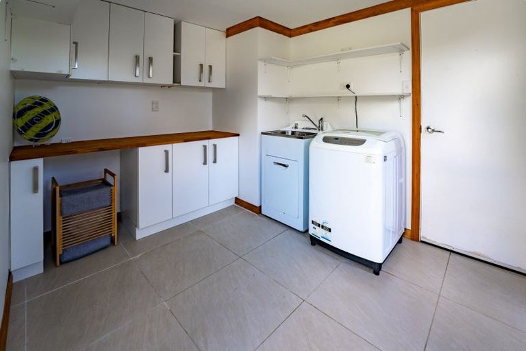 Photo of property in 103 Neudorf Road, Upper Moutere, 7175