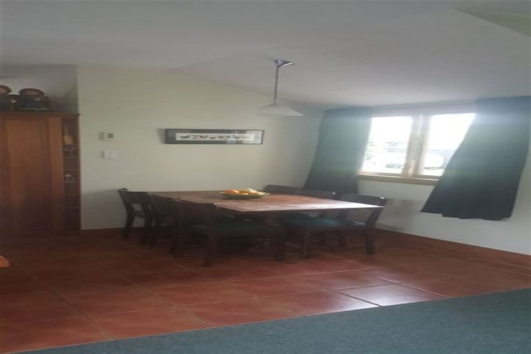 Photo of property in 14 Herbert Street, Waimate, 7924