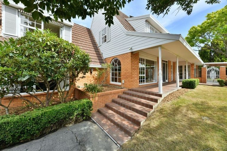 Photo of property in 11 Guinness Crescent, Ilam, Christchurch, 8041