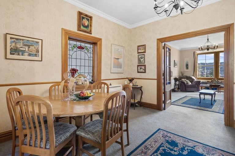 Photo of property in 29 Scarborough Terrace, Mount Victoria, Wellington, 6011