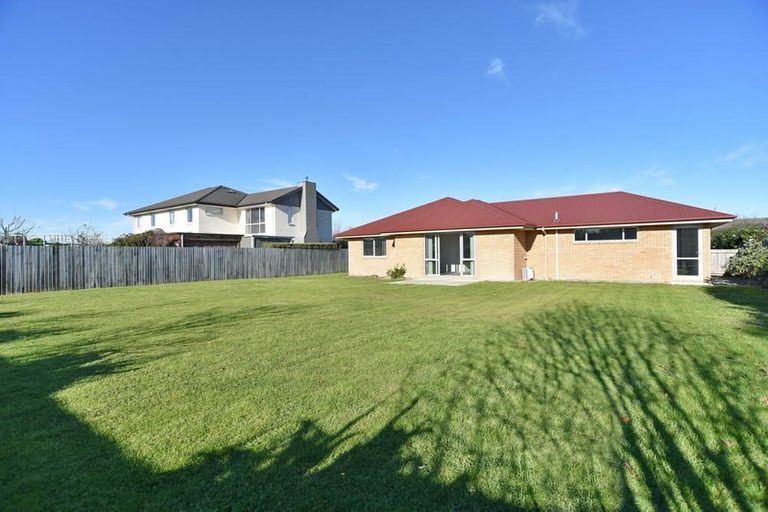 Photo of property in 20 Maple Place, Rangiora, 7400