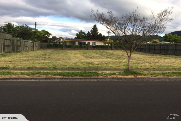 Photo of property in 6 Kipling Crescent, Owhata, Rotorua, 3010
