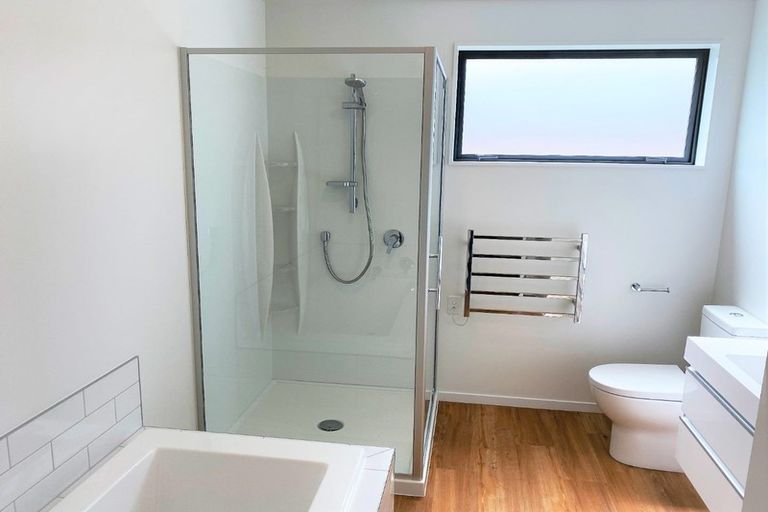 Photo of property in 8 Mount Nicholas Avenue, Wanaka, 9305