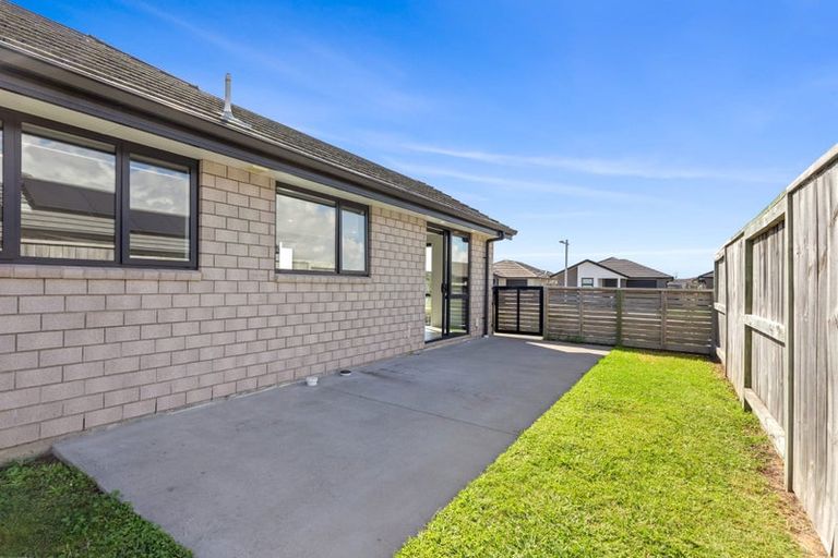 Photo of property in 23 Tamapahore Boulevard, Papamoa Beach, Papamoa, 3118