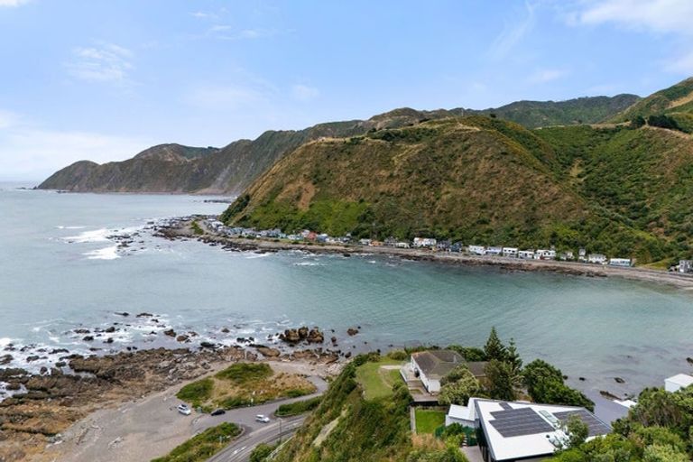 Photo of property in 191 Severn Street, Island Bay, Wellington, 6023