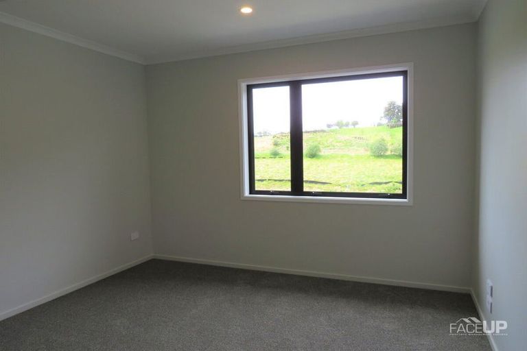 Photo of property in 10 Kauri Amber Road, Westgate, Auckland, 0614