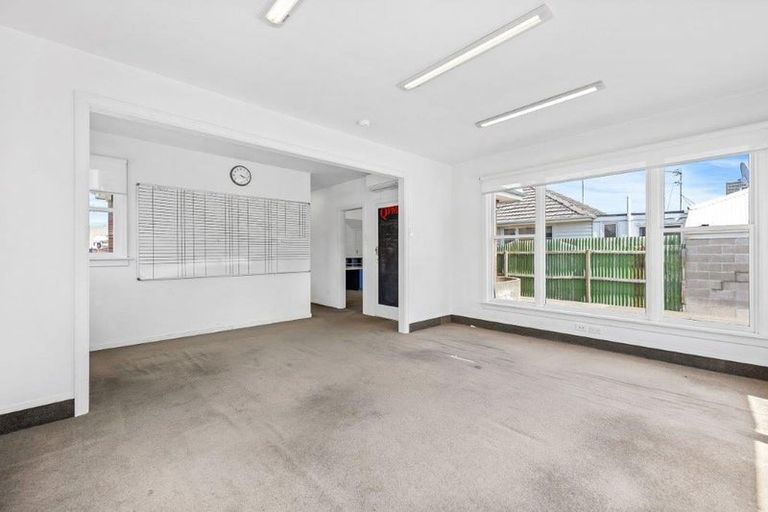 Photo of property in 332 Blenheim Road, Upper Riccarton, Christchurch, 8041