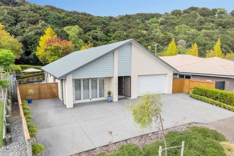 Photo of property in 10 Furl Close, Pyes Pa, Tauranga, 3112