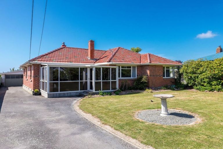 Photo of property in 37 Harris Street, Waimate, 7924