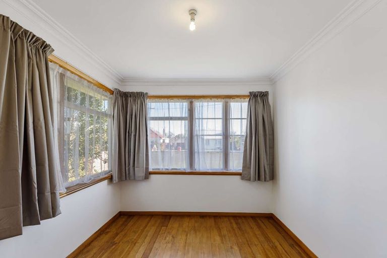 Photo of property in 36 Bowen Street, Levin, 5510