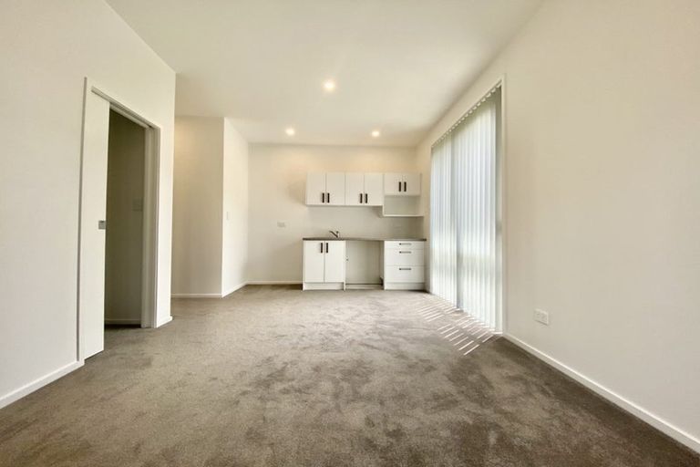 Photo of property in 71 Hayfield Way, Karaka, Papakura, 2113