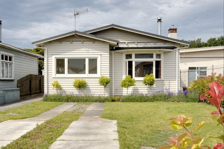Photo of property in 122 Wellesley Road, Napier South, Napier, 4110