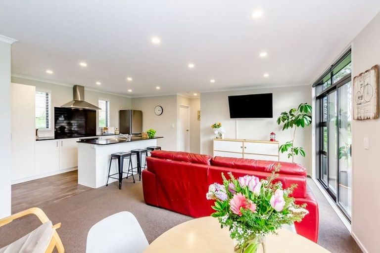 Photo of property in 103 Greenhill Road, Waikanae, 5391