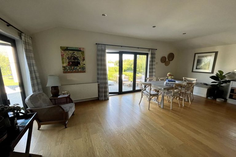 Photo of property in 11 Bevan Place, Wanaka, 9305